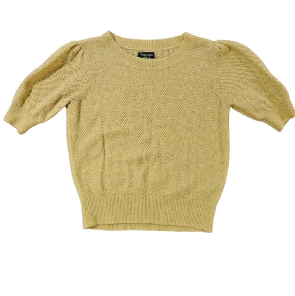 Abercrombie sweater size medium yellow